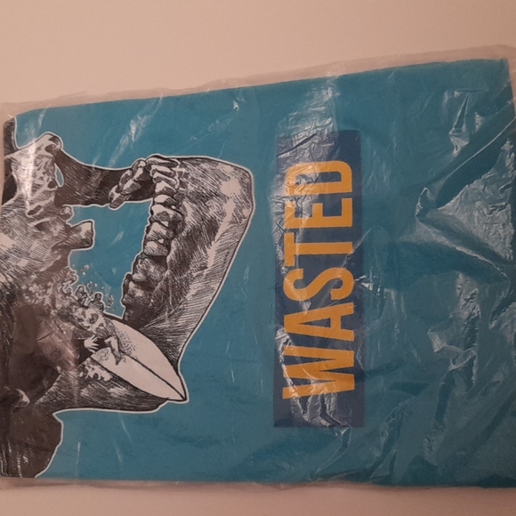 🇨🇦 Nwt DOM REBEL WASTED T-Shirt Mens Small - Picture 5 of 5